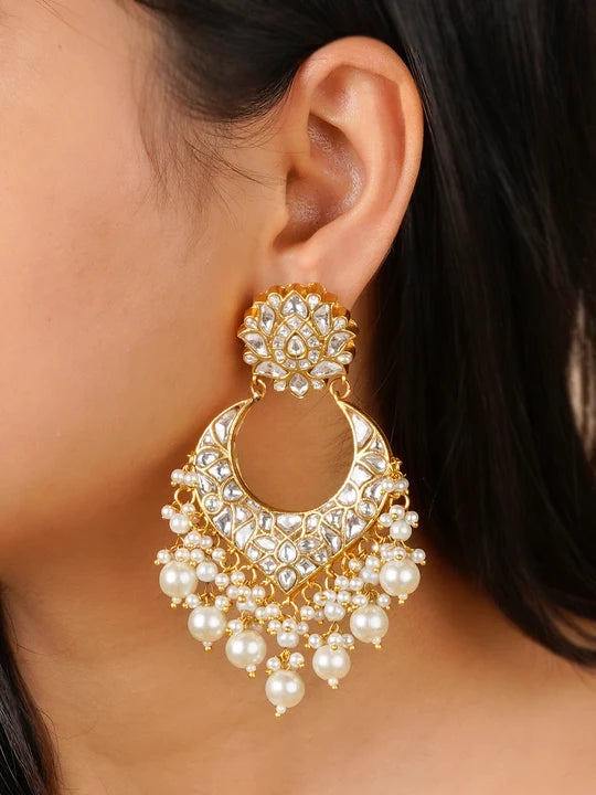 White Color Gold Plated Thappa Jadau Kundan Earrings